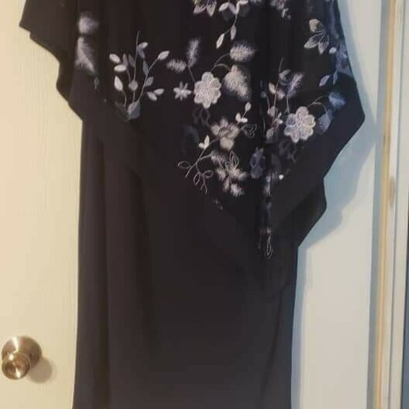 R M RICHARDS NWT LADIES DRESS WITH ACCESSORIES - Picture 2 of 7